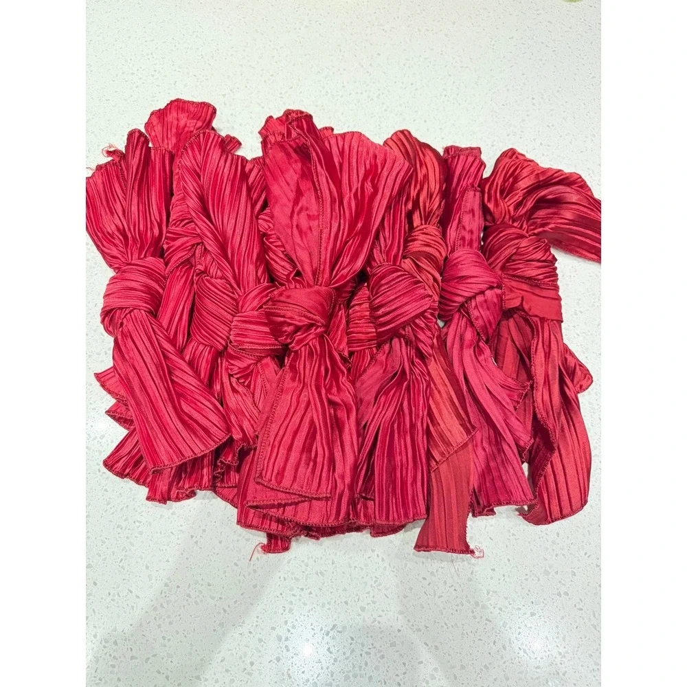 Set of 12 Red Satin Pleated Napkins‎